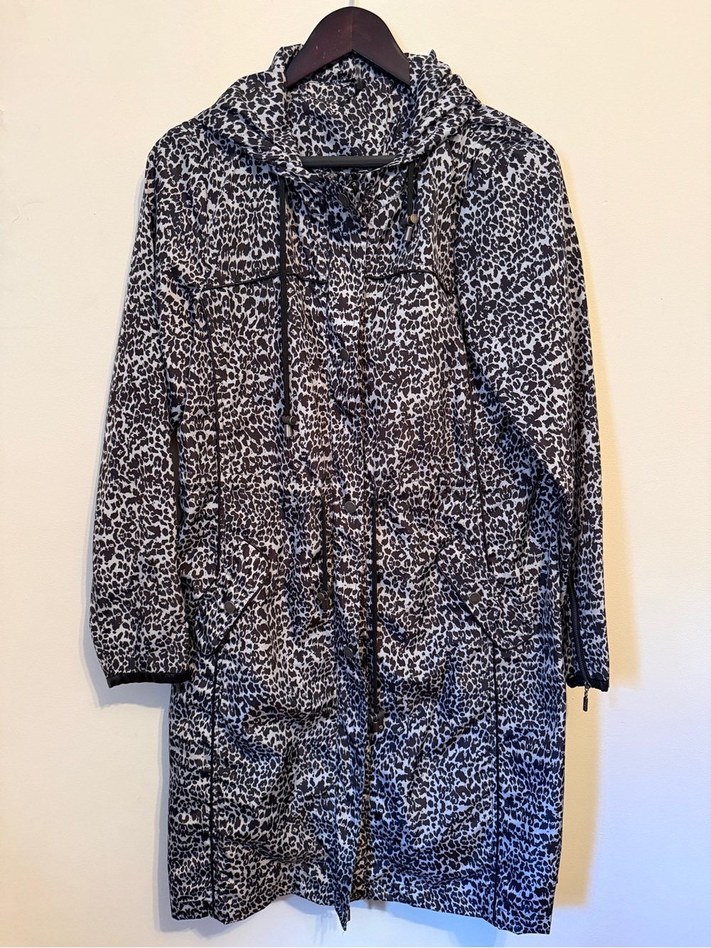 Black and White Leopard Hooded Raincoat